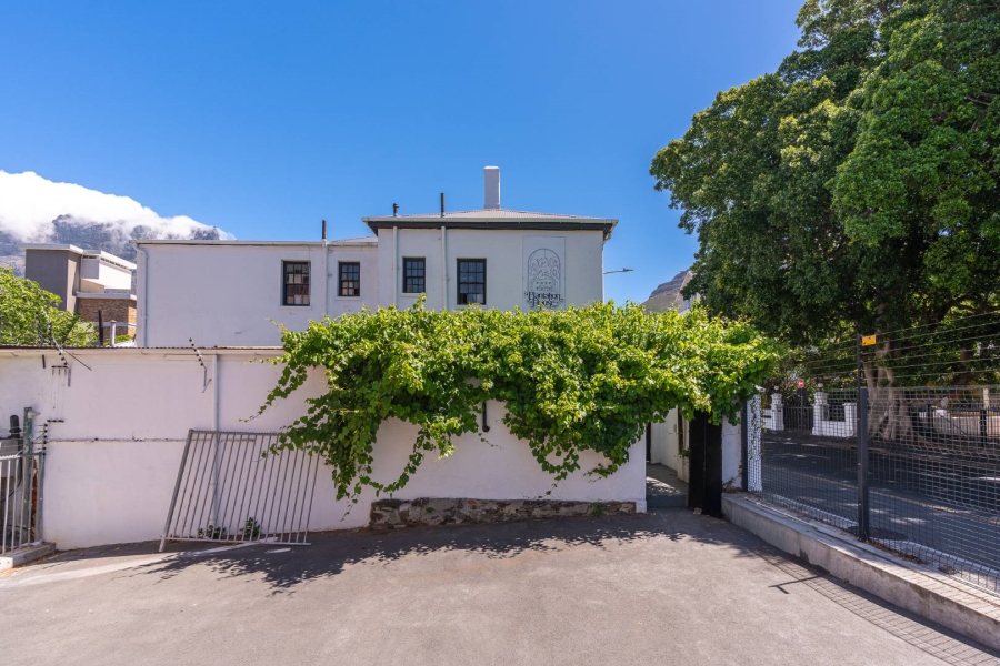 0 Bedroom Property for Sale in Gardens Western Cape